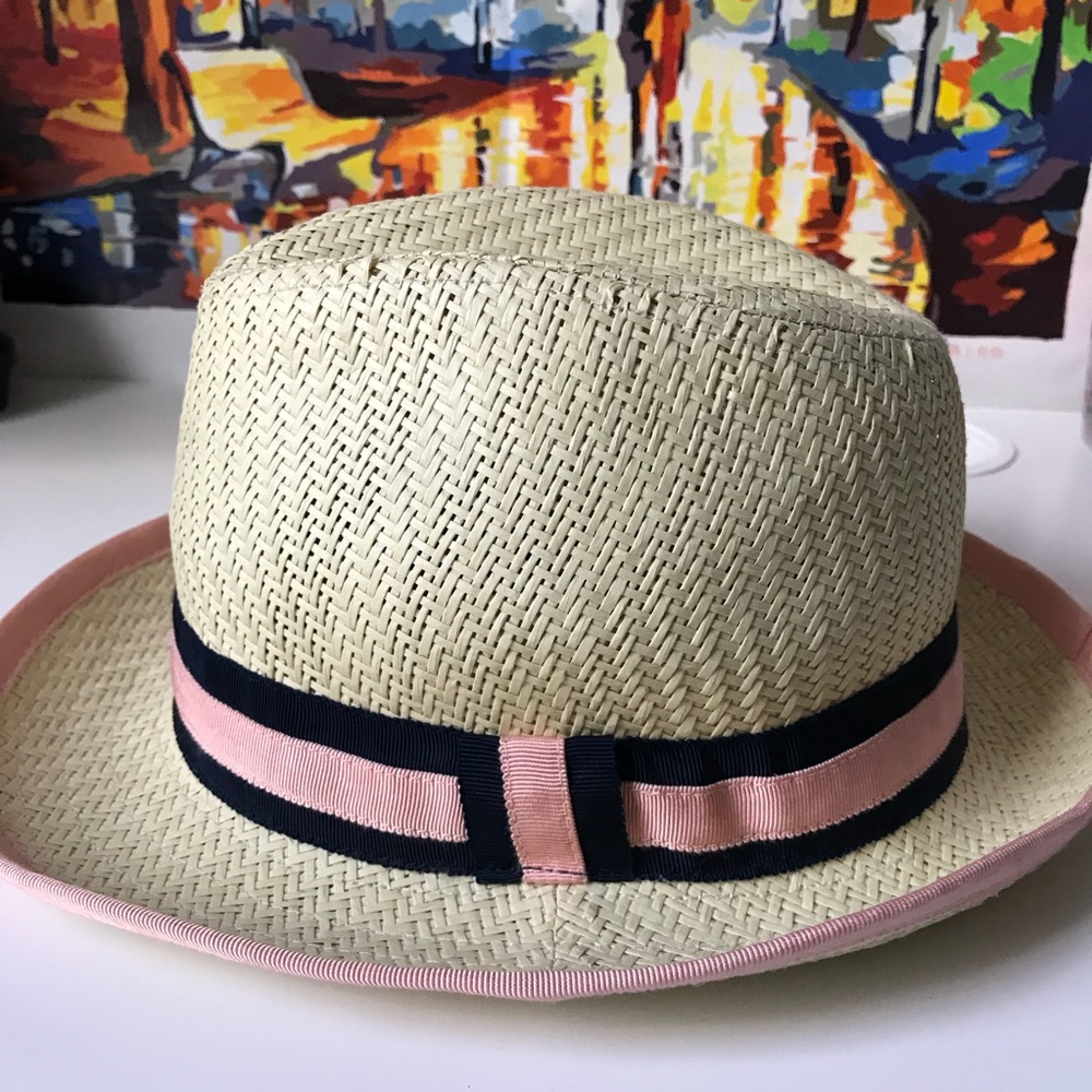 Straw hat